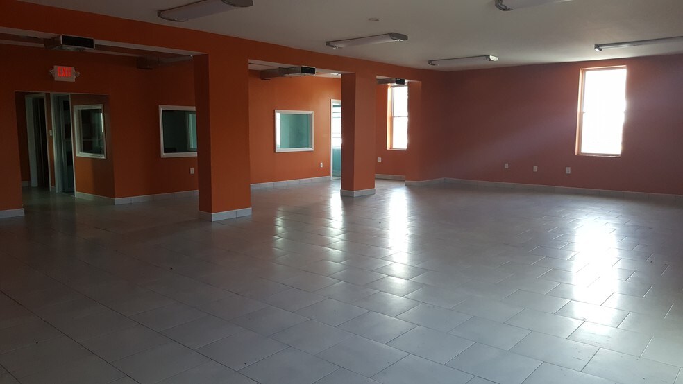 More Photos Of 27 Coffey St, Brooklyn Schools For Lease