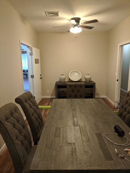 More Photos Of 2515A Wilma Rudolph, Clarksville Office For Lease