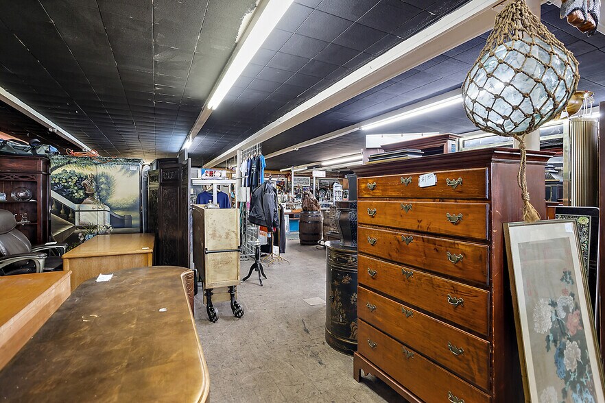 More Photos Of 40-60 E 5th St, Apopka Storefront For Lease