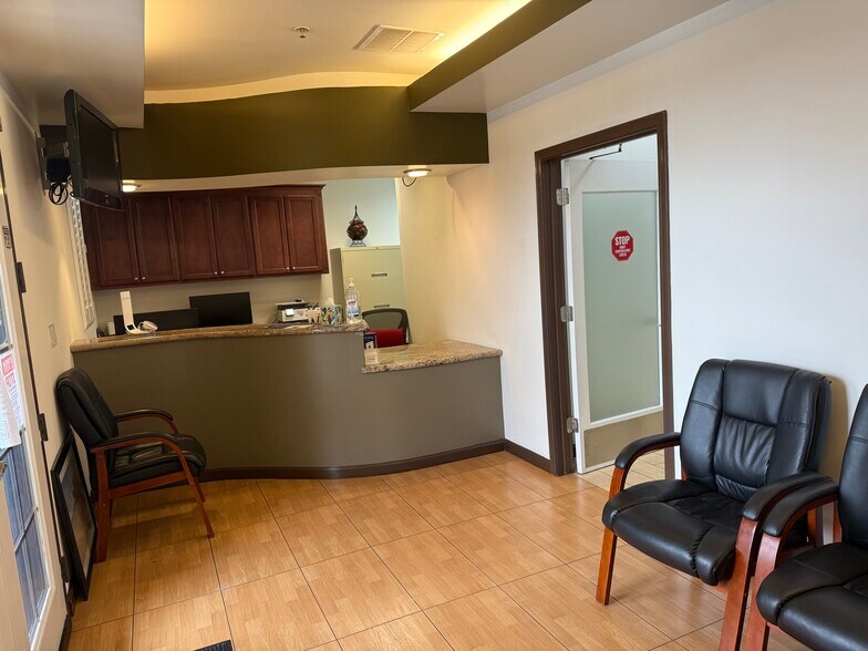 Primary Photo Of 1569 Lexann Ave, San Jose Medical For Lease