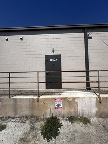More Photos Of 10122 San Pedro Ave, San Antonio Freestanding For Lease