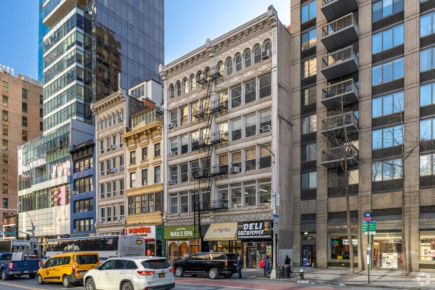 More Photos Of 10 E 23rd St, New York Office For Lease