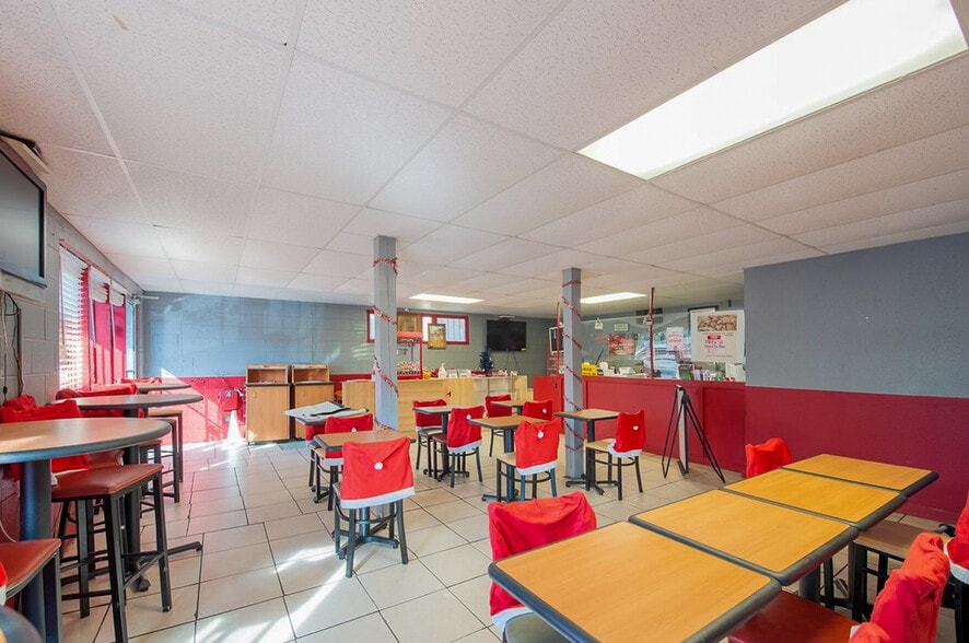 More Photos Of 1311 Chestnut Ave, Austin Freestanding For Lease