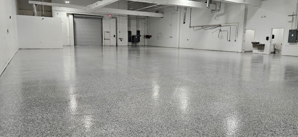More Photos Of 4100-4300 Okeechobee Rd, Fort Pierce Light Distribution For Lease