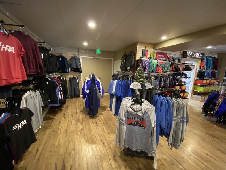 More Photos Of 4025-4045 E Iliff Ave, Denver Freestanding For Sale