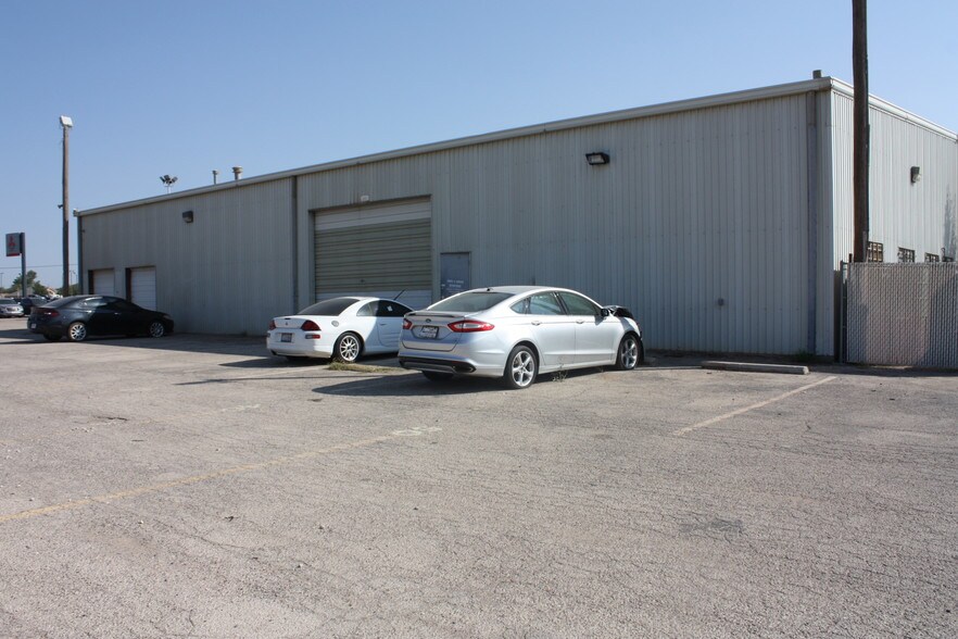 More Photos Of 3915 W Wall St, Midland Auto Dealership For Sale