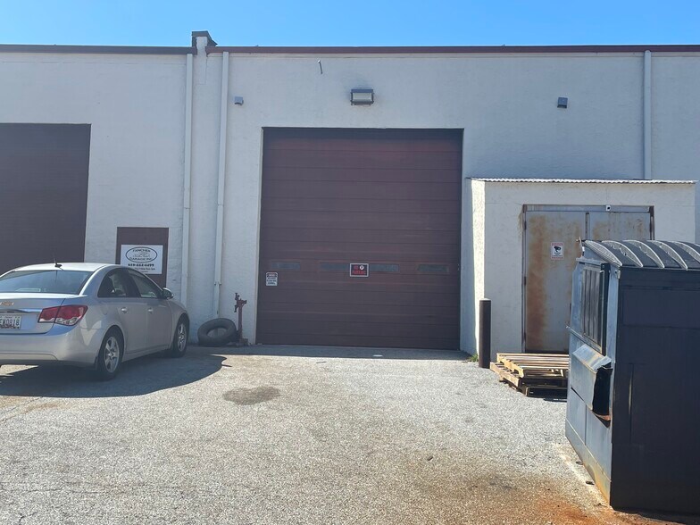 More Photos Of 210 Gale Ln, Kennett Square Light Distribution For Lease