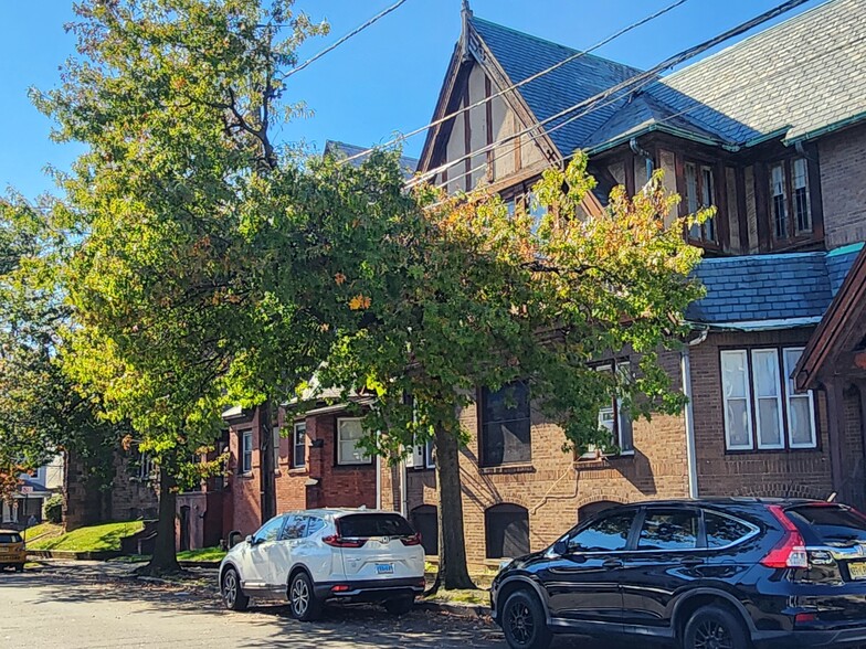 Primary Photo Of 433 Park Ave, Paterson Religious Facility For Sale