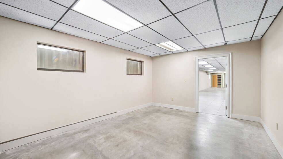 More Photos Of 44 SE 9th St, Deerfield Beach Warehouse For Sale