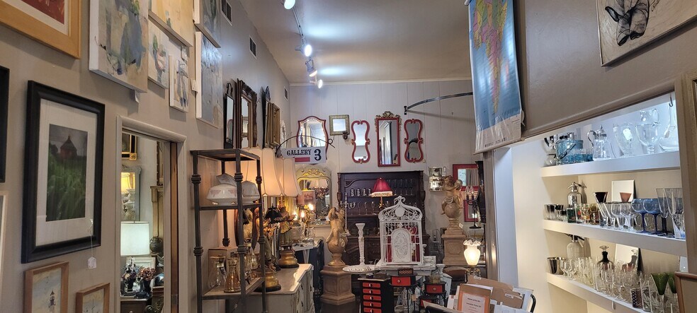 More Photos Of 452 Healdsburg Ave, Healdsburg Storefront For Sale