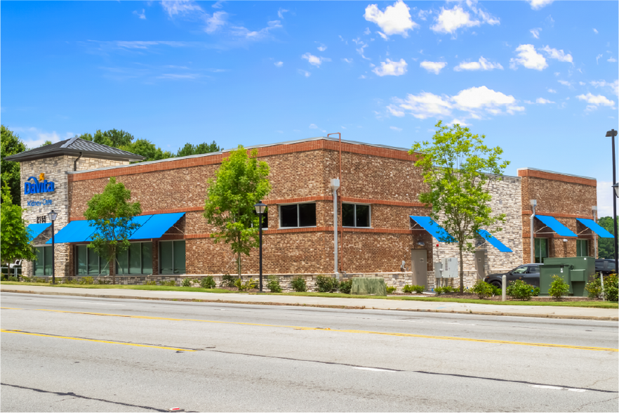 More Photos Of 2155 Main E st, Snellville Medical For Sale