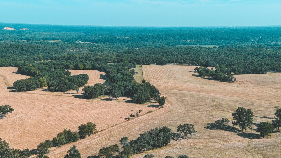 Primary Photo Of 15347 N Highway 59, Summers Land For Sale