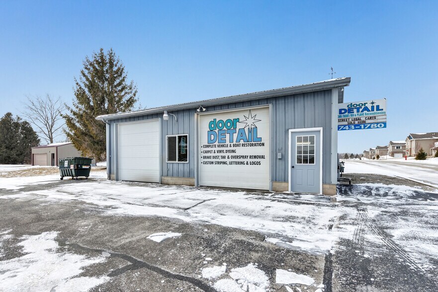 More Photos Of 513-529 Duluth Ave, Sturgeon Bay, Sturgeon Bay General Retail For Sale