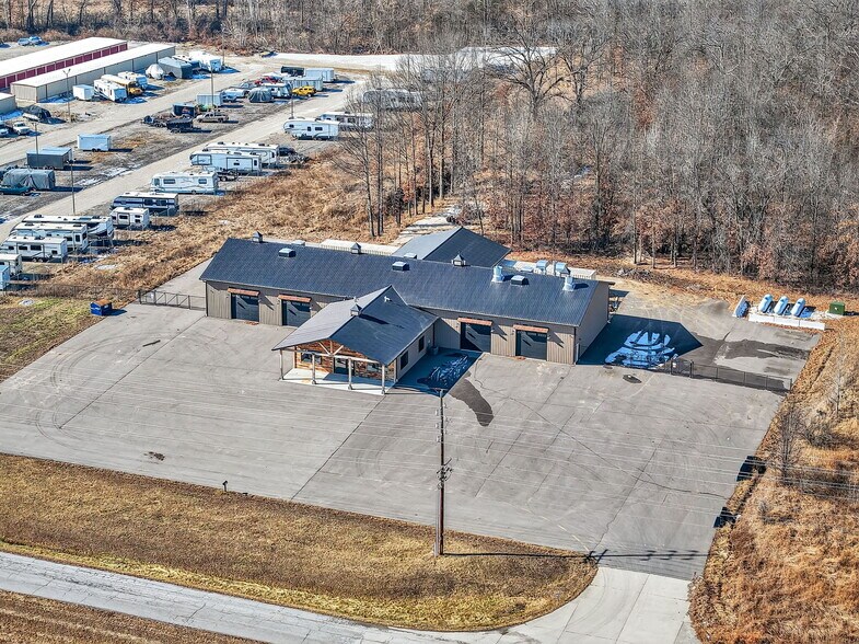 More Photos Of 1834 Outer Hwy 61 hwy, Moscow Mills Flex For Sale