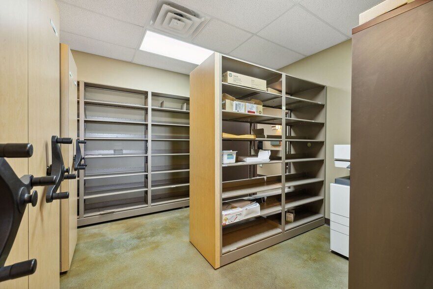 More Photos Of 3040 Business Park Cir, Goodlettsville Medical For Lease