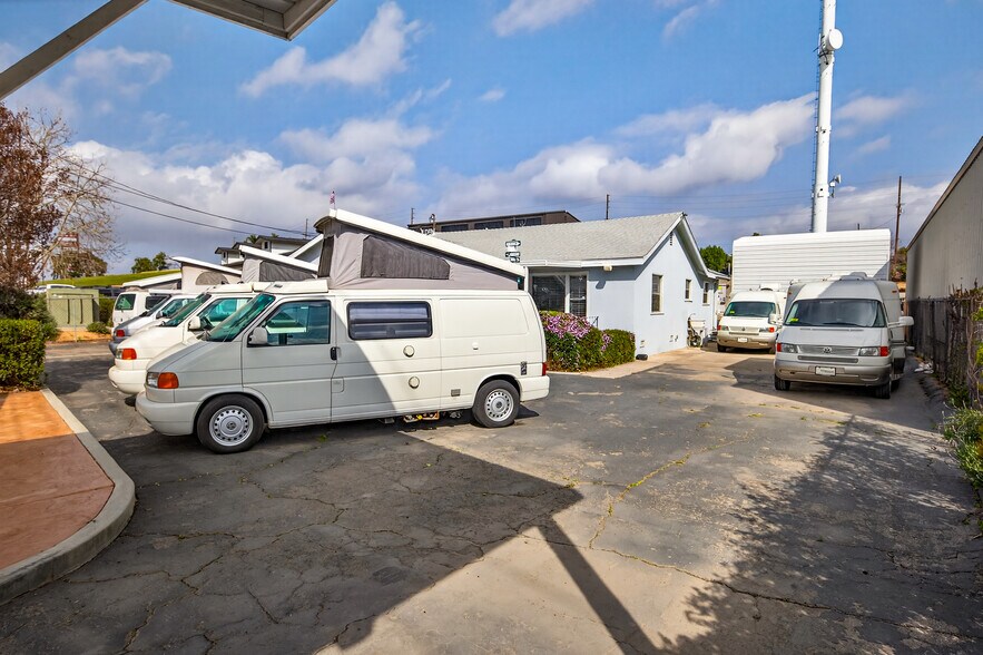 More Photos Of 31650 Dunlap Blvd, Yucaipa Office For Sale