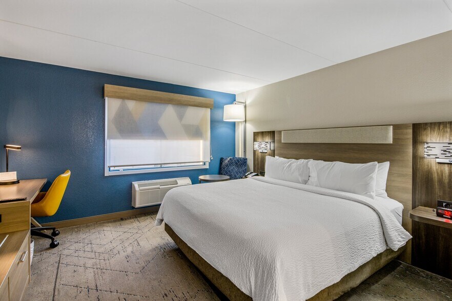 More Photos Of 1405 S Westwood, Mesa Hotel For Sale