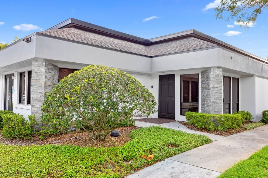 More Photos Of 679-697 Douglas Ave, Altamonte Springs Unknown For Lease