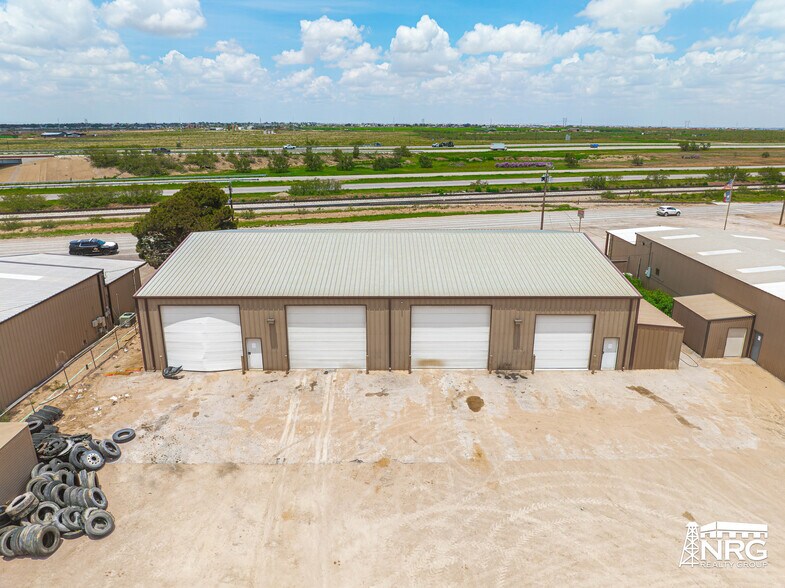 More Photos Of 6700 I-20, Midland Warehouse For Lease