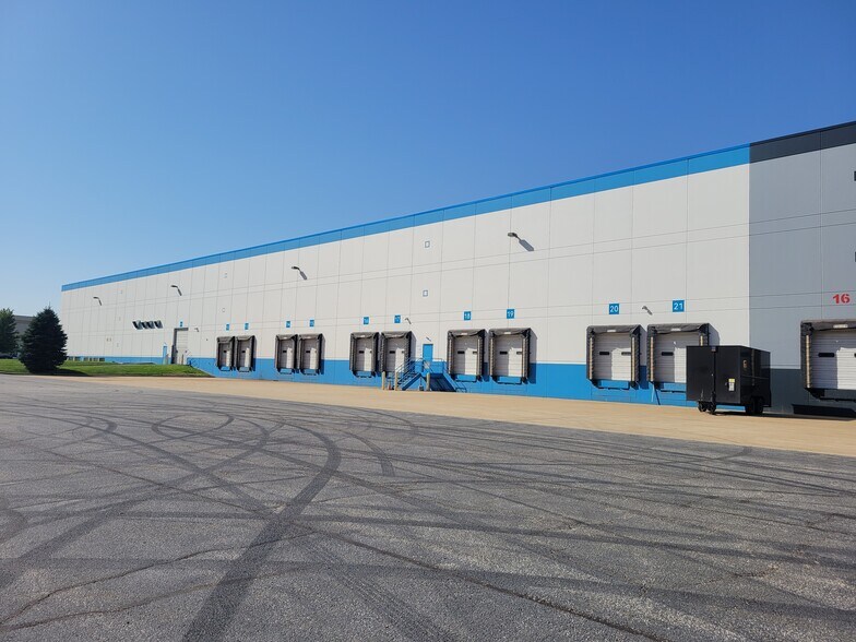 More Photos Of 6797 Fronius Dr, Portage Warehouse For Lease