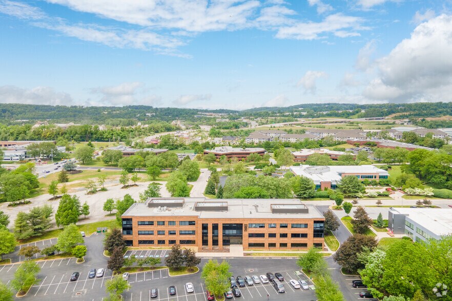 More Photos Of 3 Country View Rd, Malvern Office For Lease