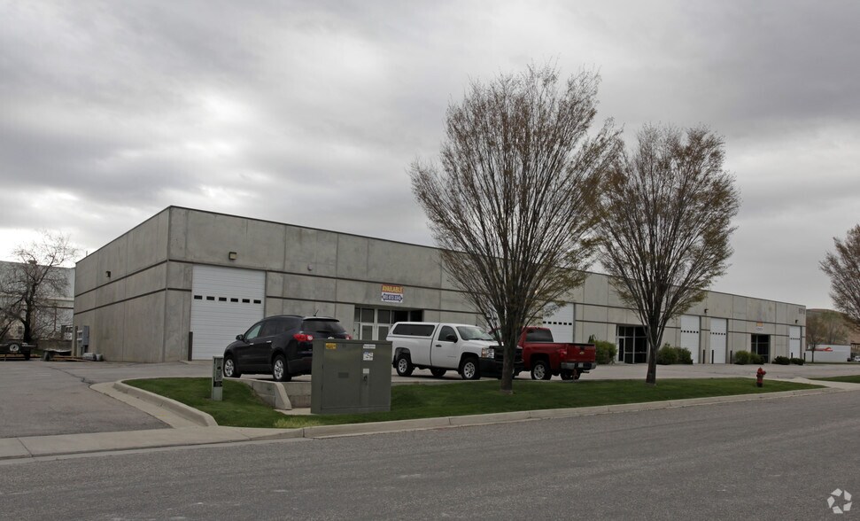 More Photos Of 570 N Taylor, North Salt Lake Manufacturing For Lease