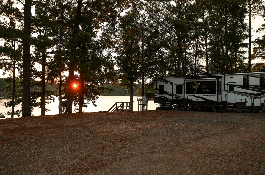 More Photos Of 469 James rd, Avinger Hotel For Sale