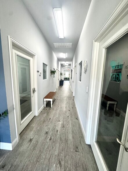 More Photos Of 6164 Bentridge Dr, Hurst Office For Sale