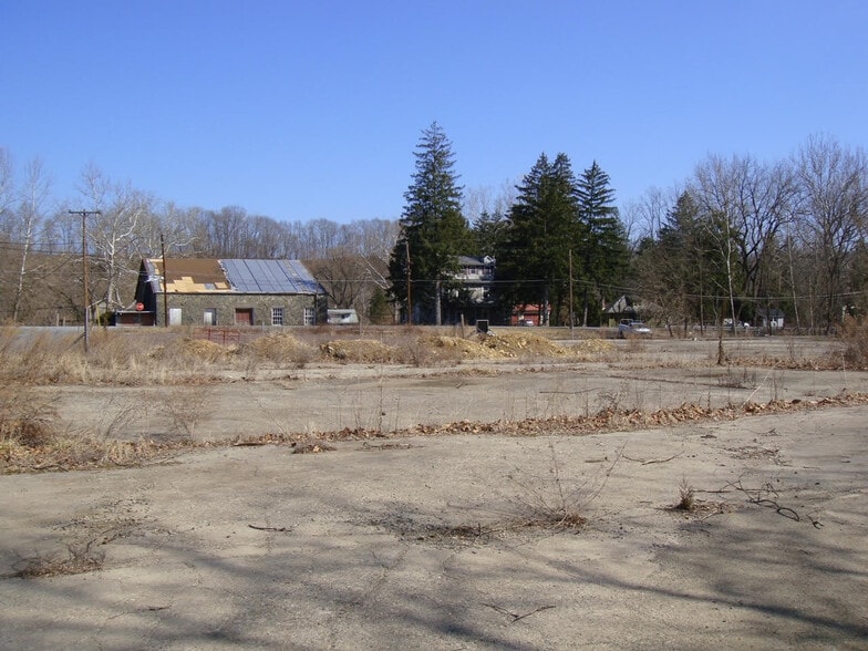 More Photos Of 20 Mill St, Easton Land For Sale