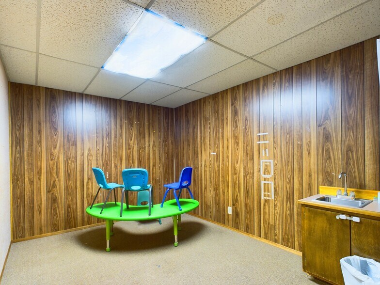 More Photos Of 4456 Manzanita Ave, Clearlake Storefront Retail Office For Sale