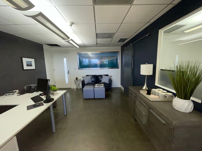 More Photos Of 4770 Biscayne Blvd, Miami Office For Sale