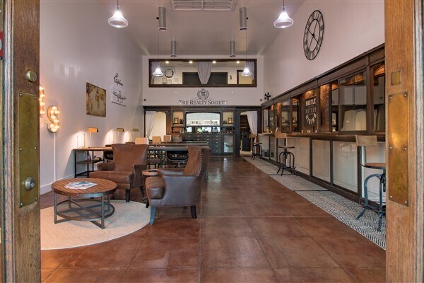 More Photos Of 7451 Monterey St, Gilroy Storefront Retail Office For Sale