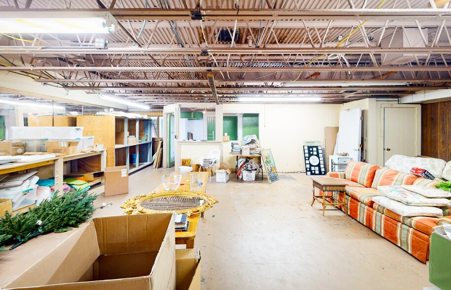 More Photos Of 3117 Franklin Rd SW, Roanoke Storefront For Lease