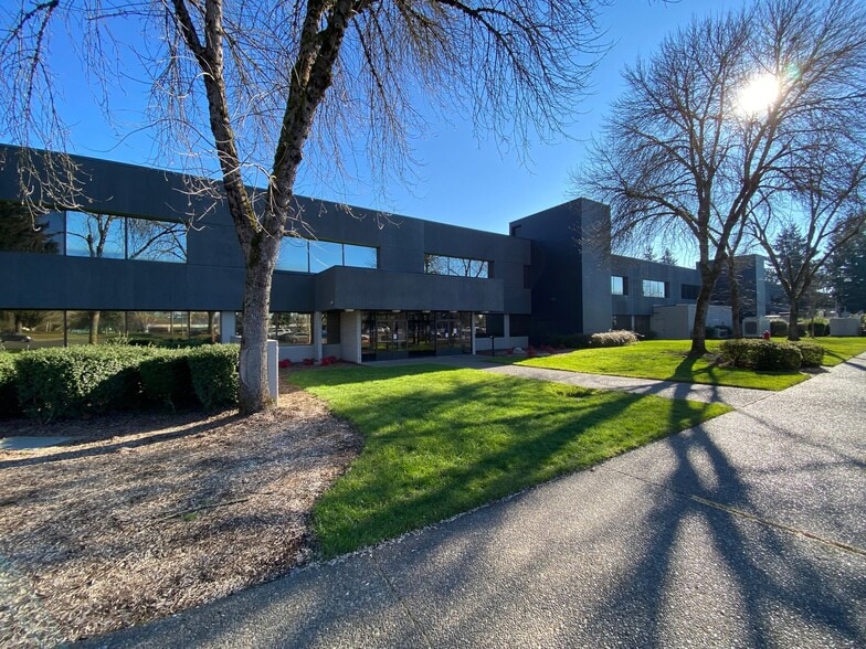 More Photos Of 9275 SW Peyton Ln, Wilsonville Office For Lease