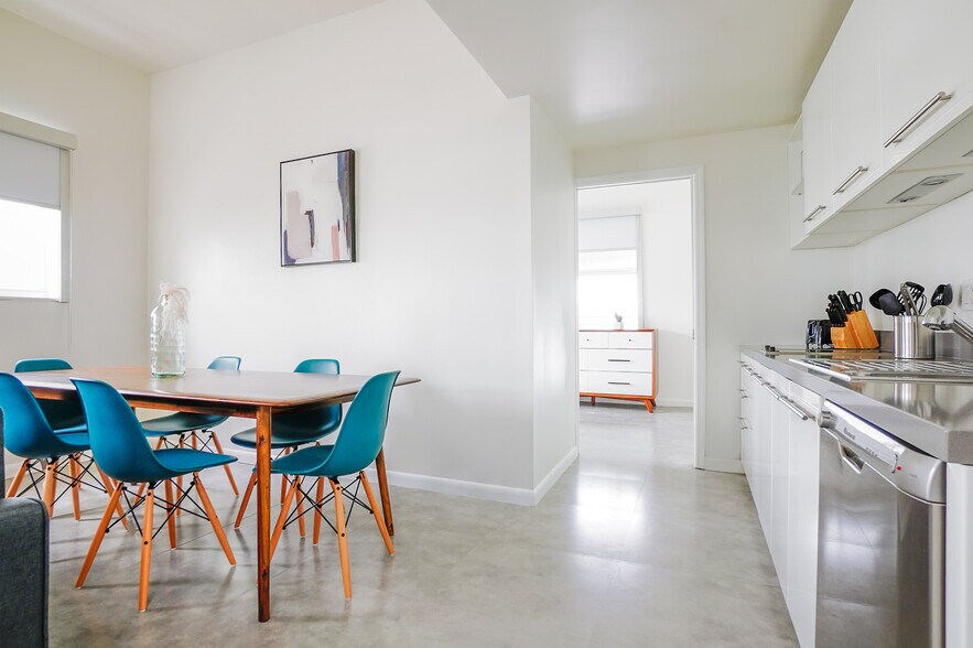 More Photos Of 860 Collins Ave, Miami Beach Hotel For Sale