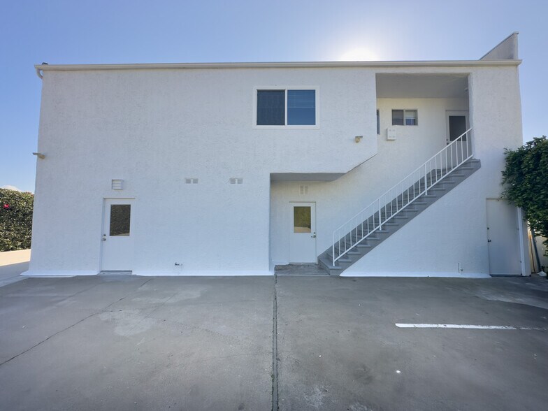 More Photos Of 1009 Torrance Blvd, Redondo Beach Loft Creative Space For Lease