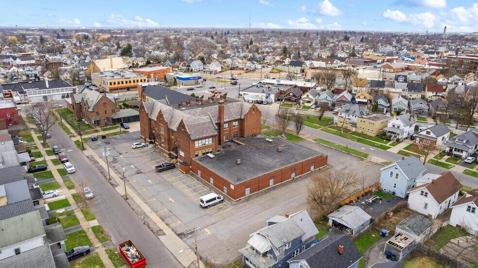More Photos Of 21 Davidson Ave, Buffalo Schools For Sale