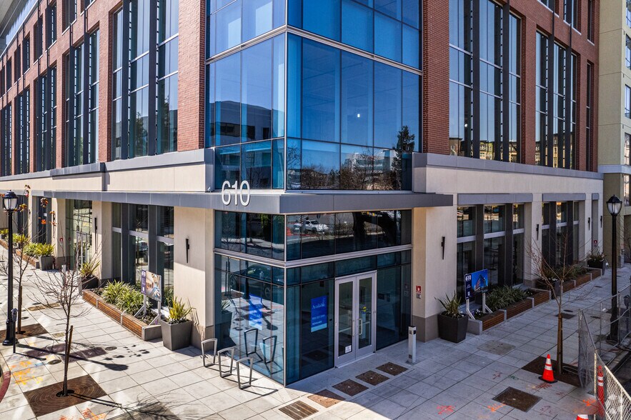 More Photos Of 610 Walnut St, Redwood City Office For Lease