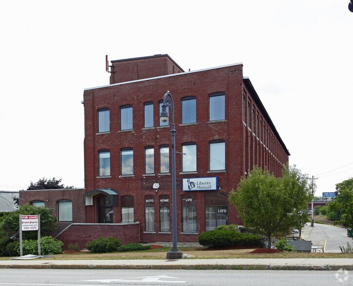 More Photos Of 22 Bridge St, Concord Office For Lease
