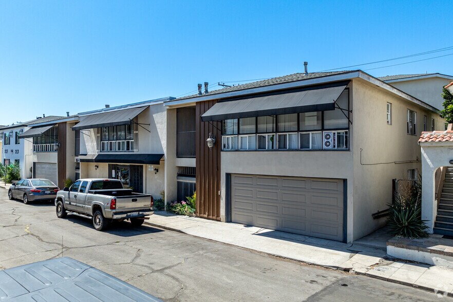 Primary Photo Of 125 Ximeno Ave, Long Beach Apartments For Sale