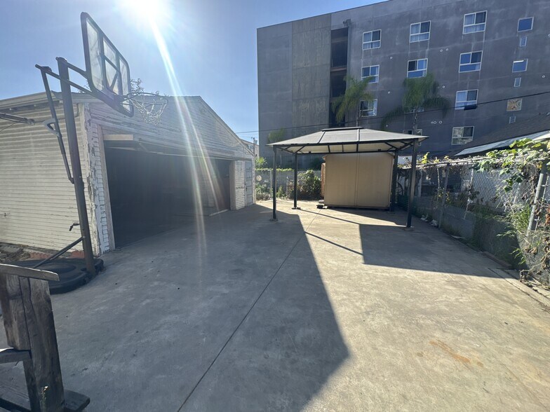 More Photos Of 1025 Kenmore Avenue Ave, Los Angeles Land For Sale