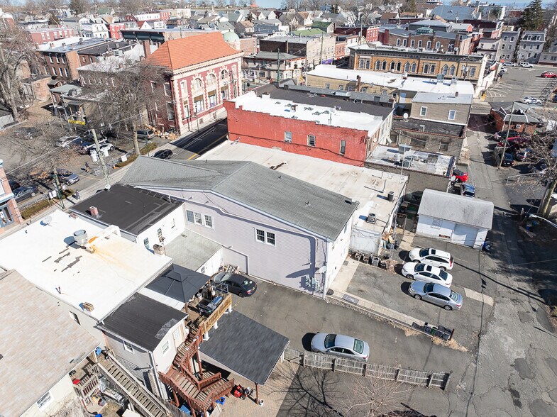 More Photos Of 7 New Main St, Haverstraw Storefront Retail Residential For Lease
