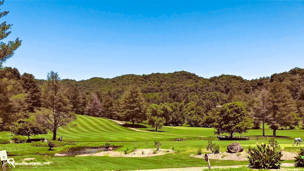 More Photos Of 341 Country Club Dr, Franklin Golf Course Driving Range For Sale