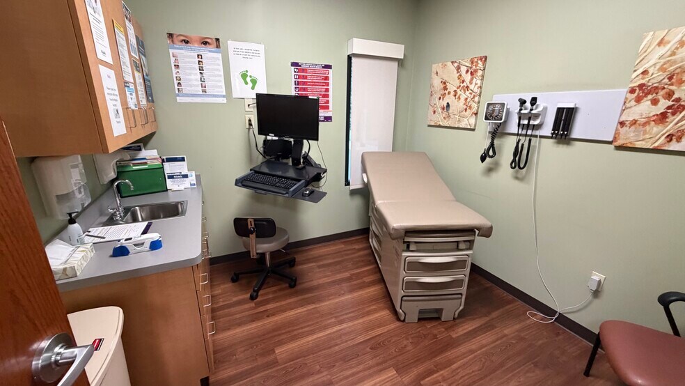 More Photos Of 4379 Easton Ave, Bethlehem Medical For Lease