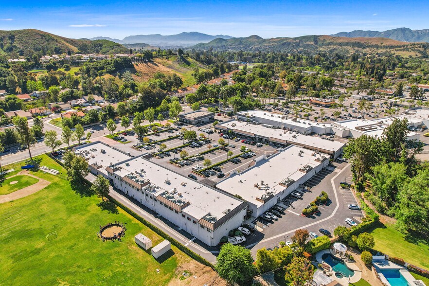 More Photos Of 5835-5915 Kanan Rd, Agoura Hills Unknown For Lease
