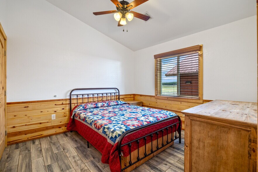 More Photos Of 2 County Road 2141 rd, Alpine Hotel For Sale