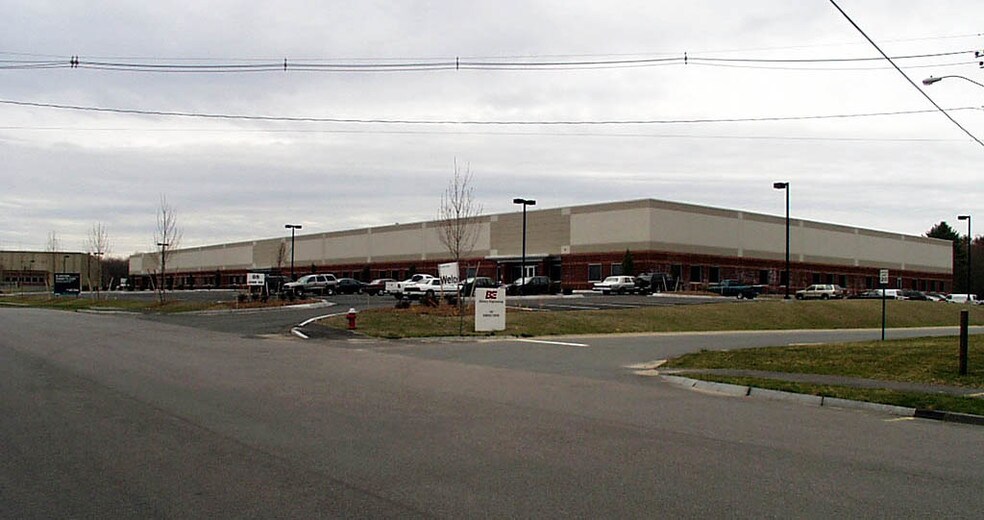 More Photos Of 85 John Rd, Canton Light Manufacturing For Lease
