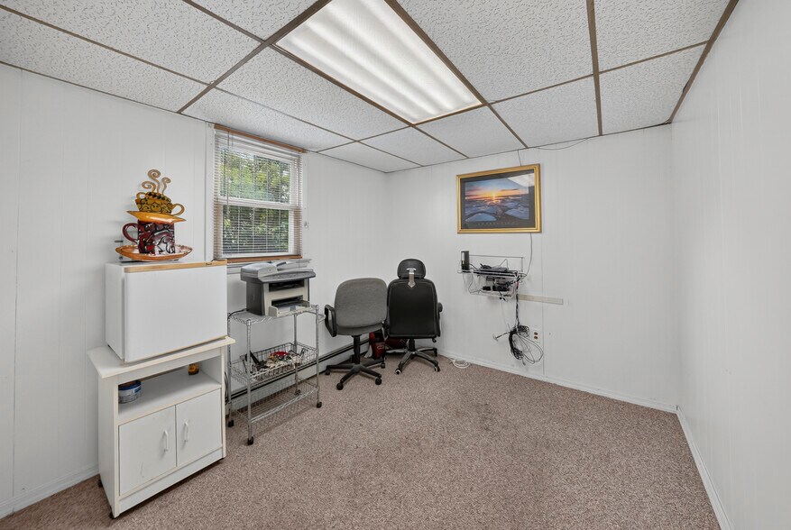 More Photos Of 137 Livingston Ave, New Brunswick Office Residential For Sale