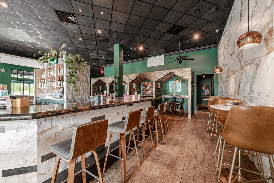 More Photos Of 4757 The Grove Dr, Windermere General Retail For Sale