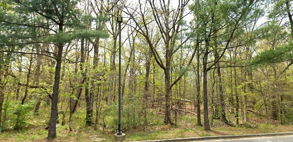 More Photos Of Saint Barnabas rd, Oxon Hill Land For Sale